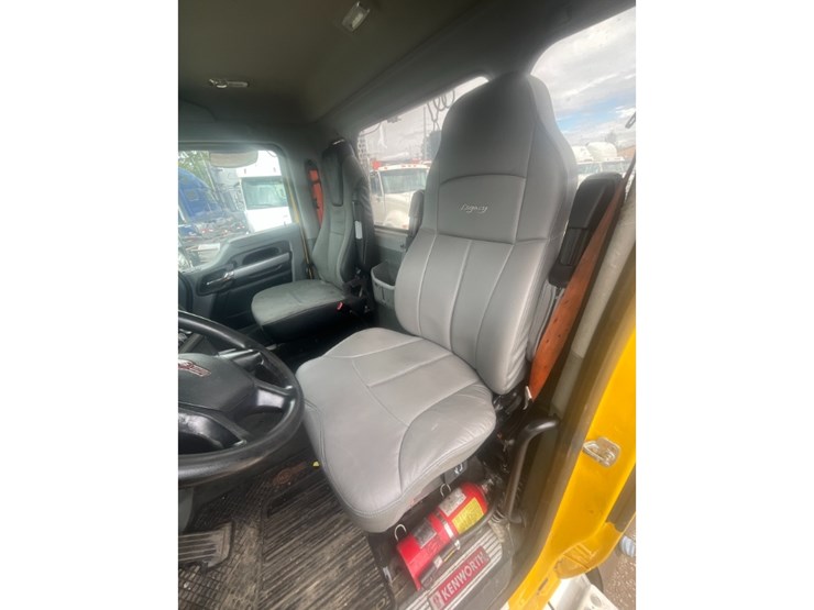 2020-kenworth-t680-image-20