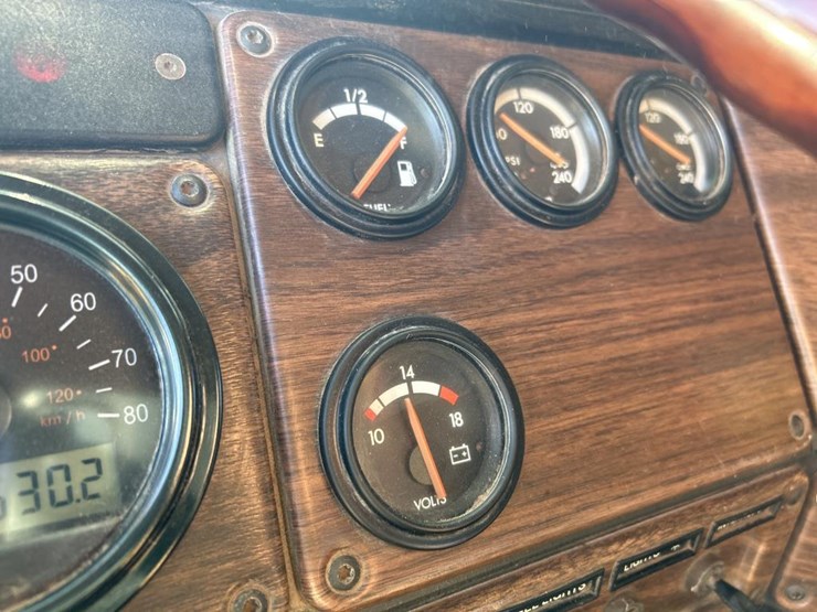 1997-cummins-m11-image-69