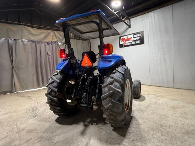 new-holland-tb110-image-5