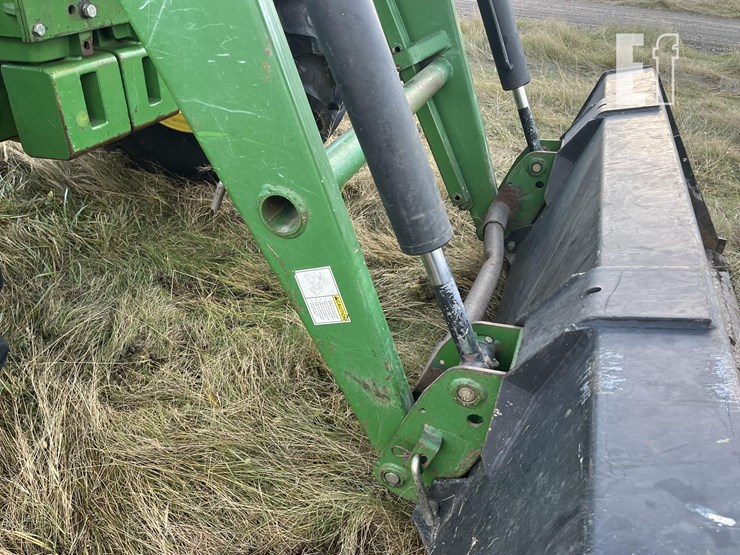 john-deere-3155-image-17