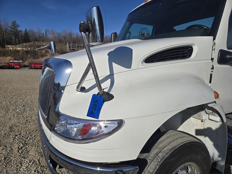 2022-international-mv607-image-9