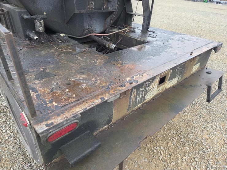 2011-international-durastar-4400-image-31