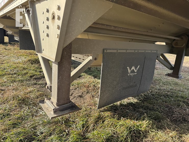 2014-wilson-grain-trailer-image-30