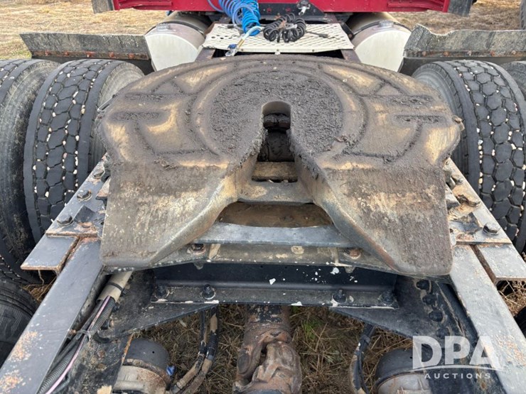 2014-kenworth-t660-image-29