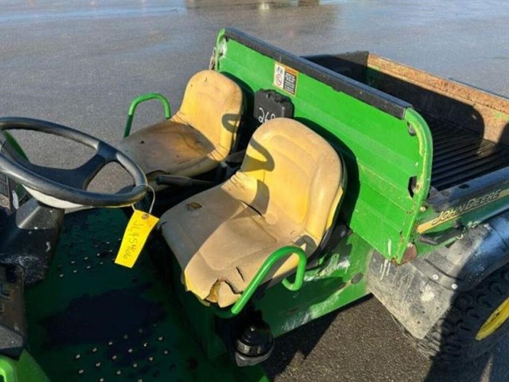 john-deere-gator-image-10