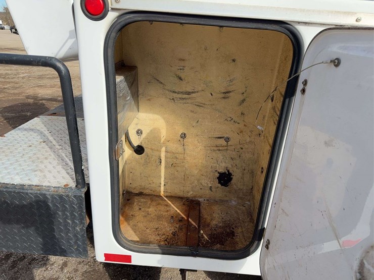 2000-ford-2000-image-13