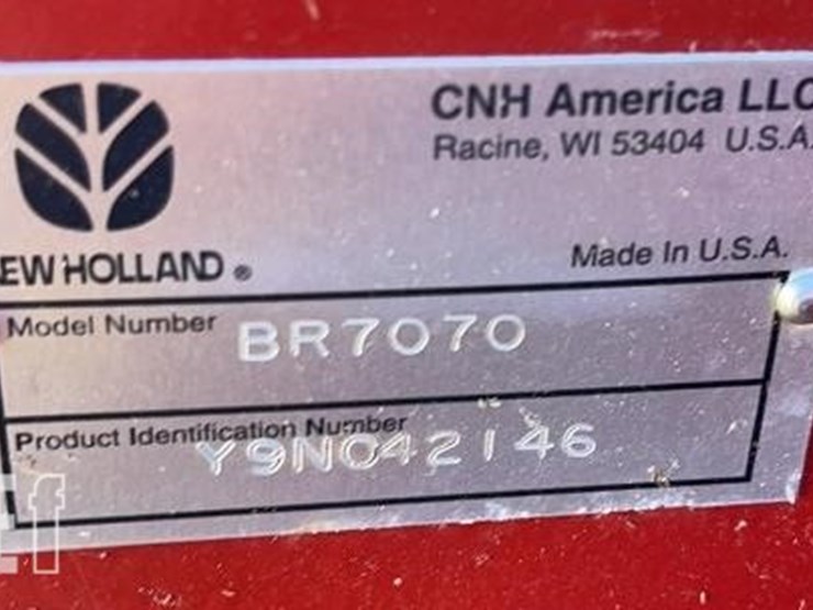 2010-new-holland-br7070-image-11
