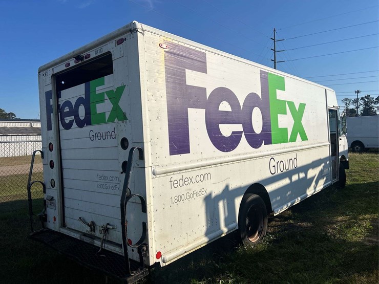 2006-freightliner-mt55-image-4