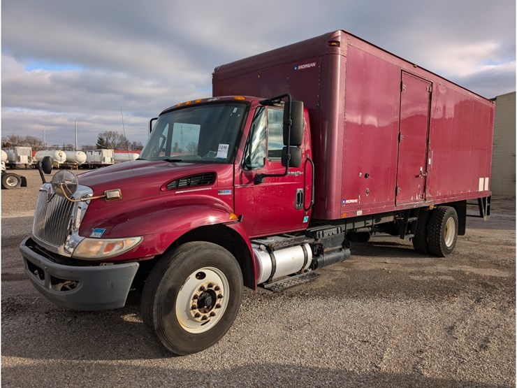 2014-international-durastar-4300-image-1