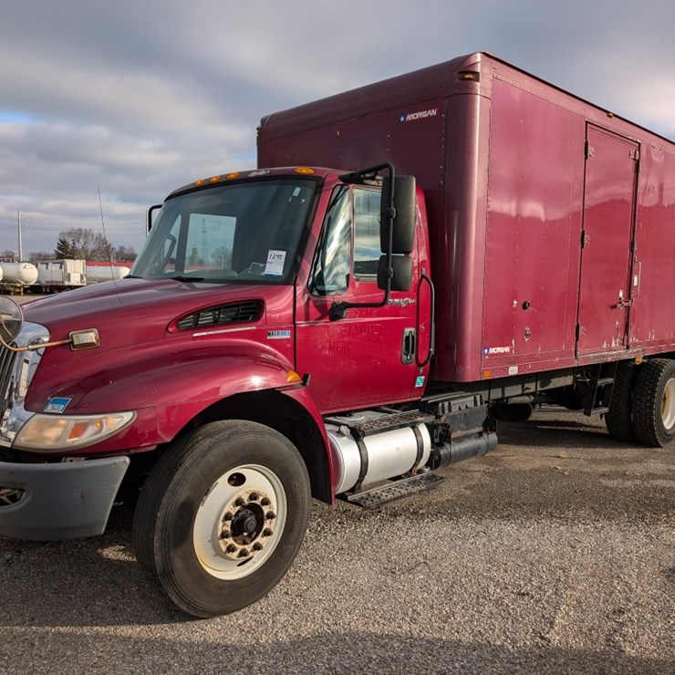 2014 INTERNATIONAL DURASTAR 4300