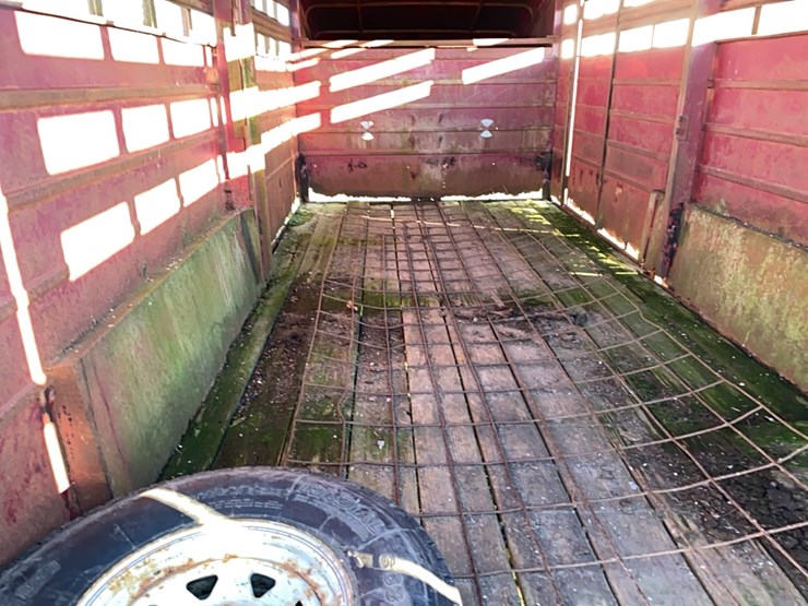 1991-bison-gn-trailer-image-26