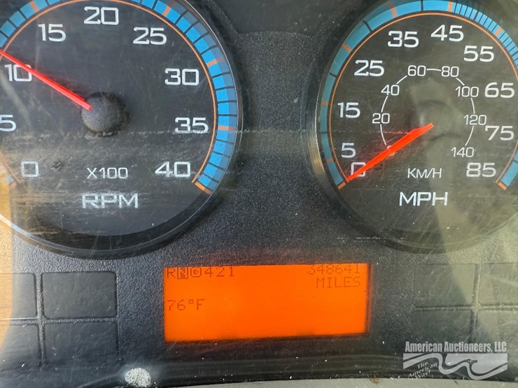 international-durastar-4300-image-12