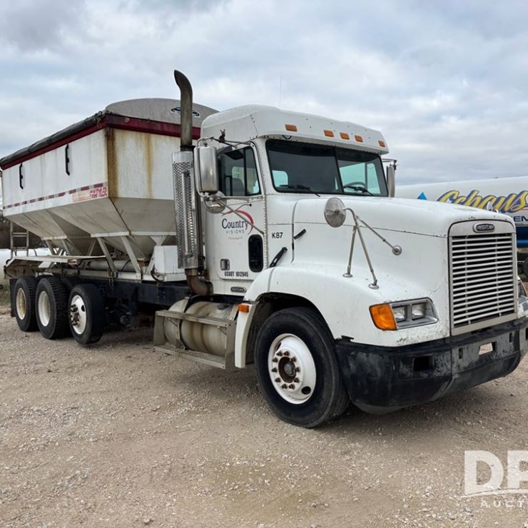 FREIGHTLINER FLD112