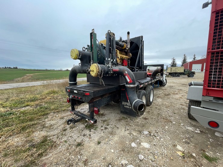 international-4900-image-6