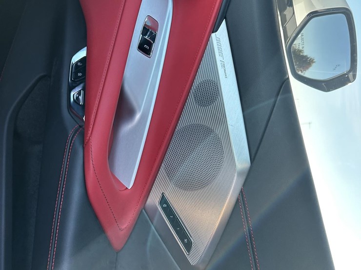 2021-chevrolet-corvette-image-29