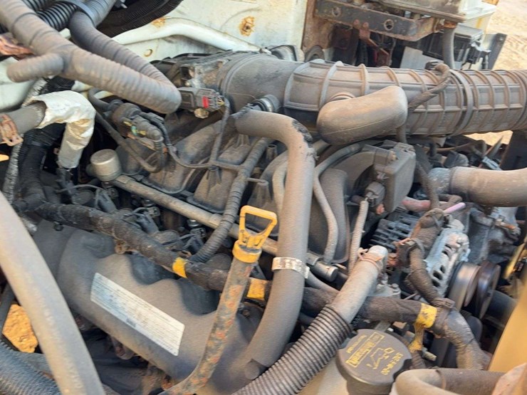 2012-ford-f650-image-18