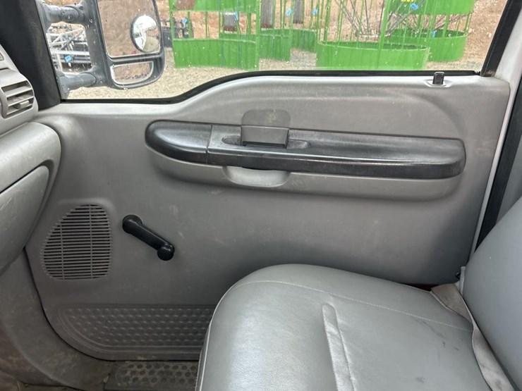 2006-ford-f250-image-55