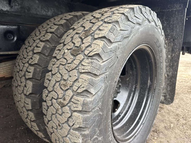 2013-ford-f350-image-12