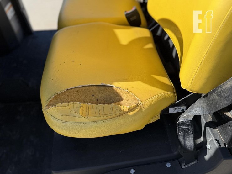 john-deere-gator-xuv-835m-image-15