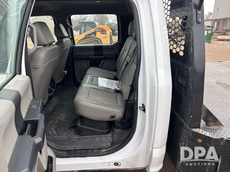 ford-f550-xl-image-64