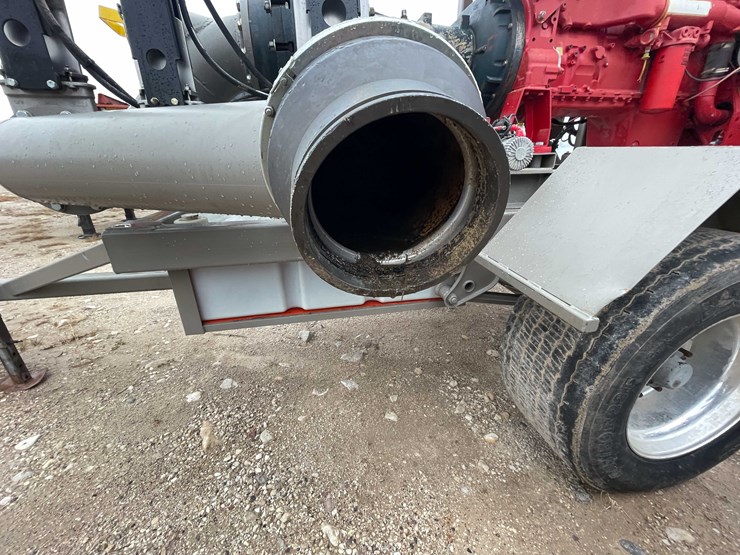 caterpillar-c15-image-12