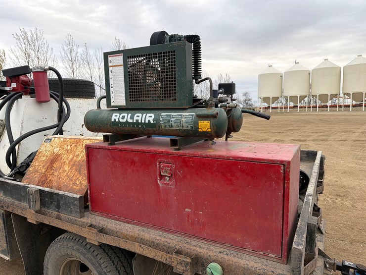 2008-dodge-3500-image-21