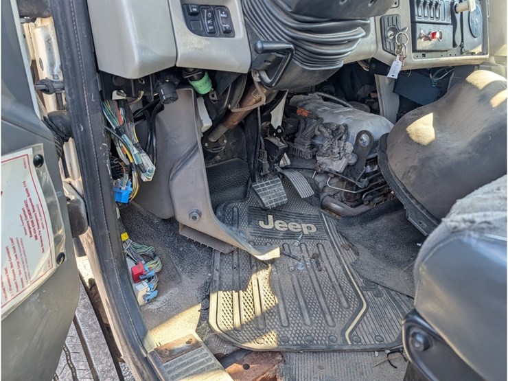 international-durastar-4300-image-21