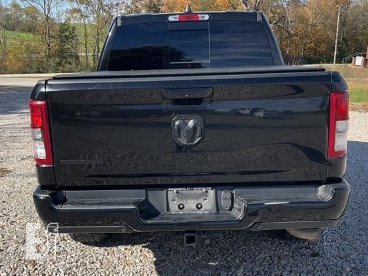 2019-ram-1500-big-horn-image-5