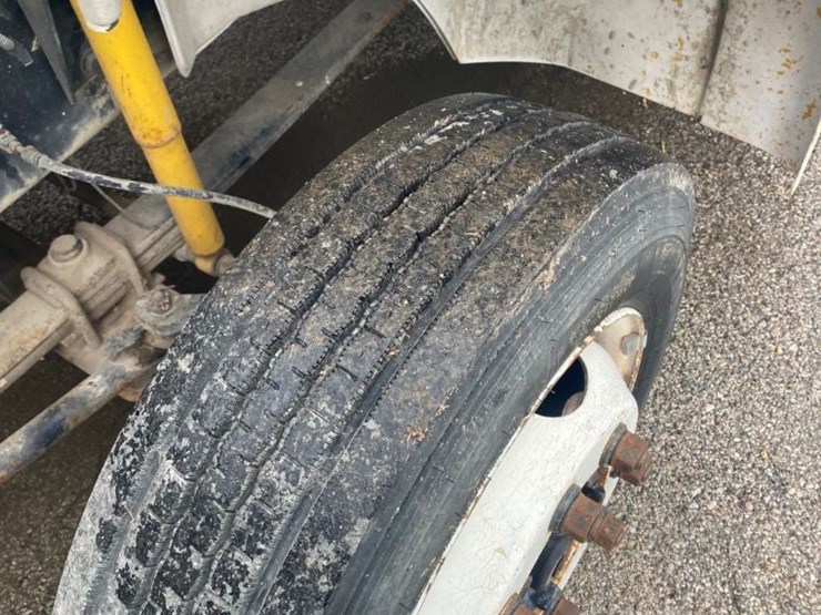 freightliner-fl50-image-7