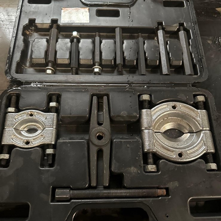 Pittsburgh Co Bearing Separator and Puller Set
