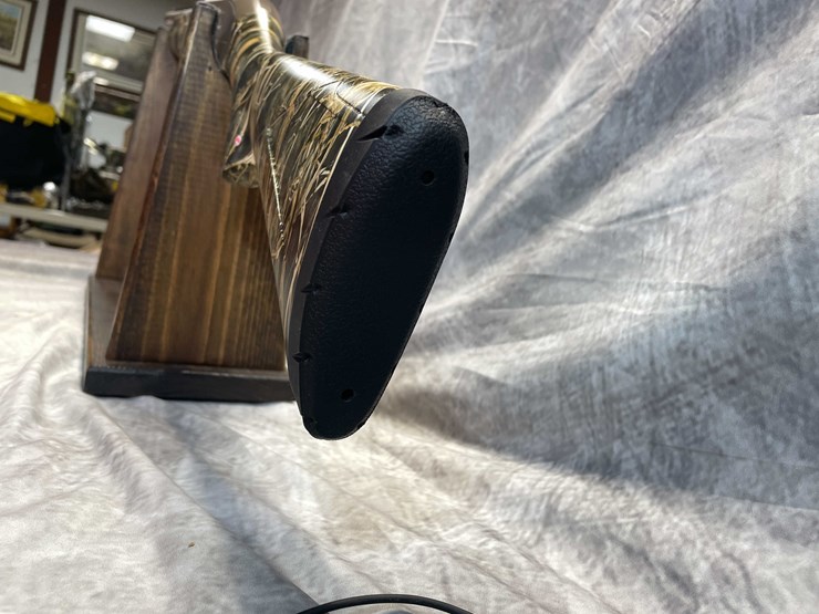 #2394-•-winchester-sxp-12-ga.-pump-action-shotgun,-sn:-tr6022-130203sp-image-11