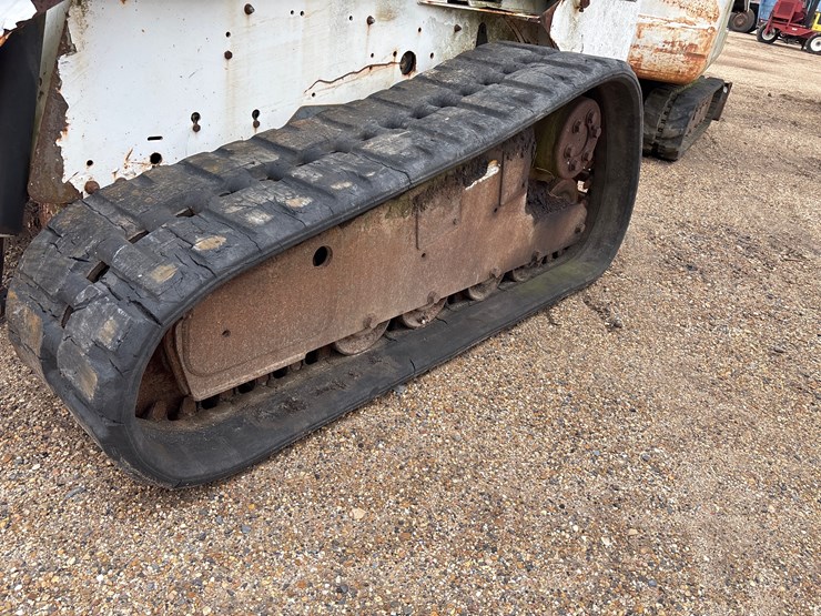 2007-bobcat-t180-image-5