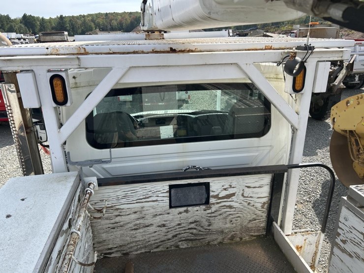 international-4000-image-40