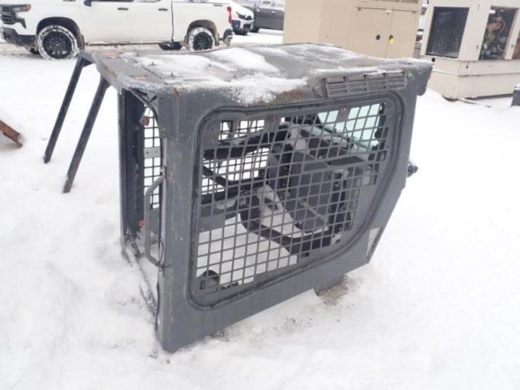 kubota-ssv65-image-1