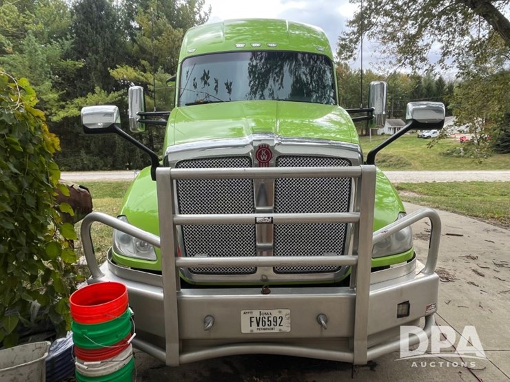 kenworth-t680-image-2