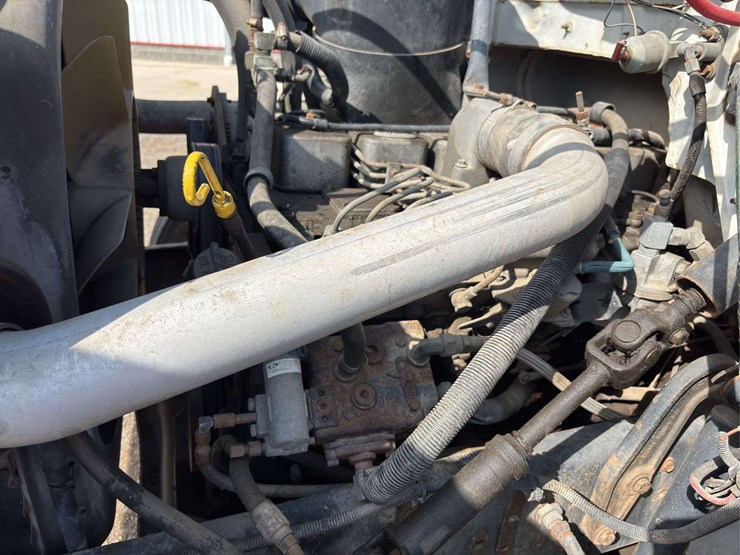 1992-ford-f700-image-36