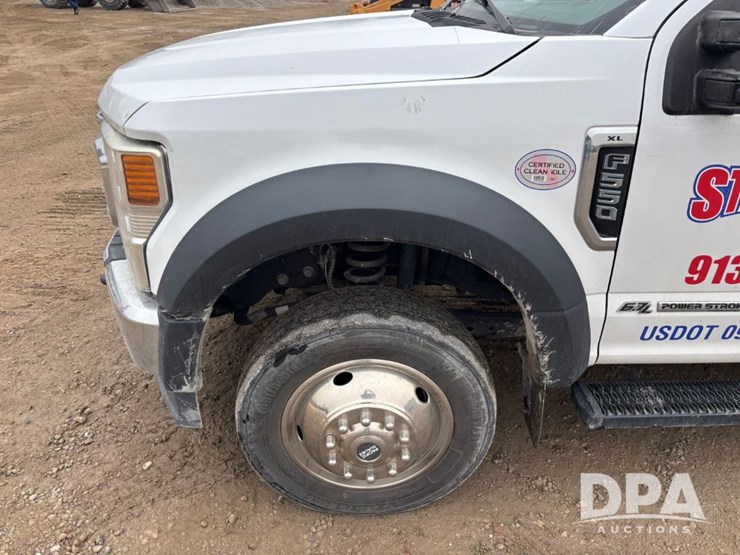 ford-f550-xl-image-23