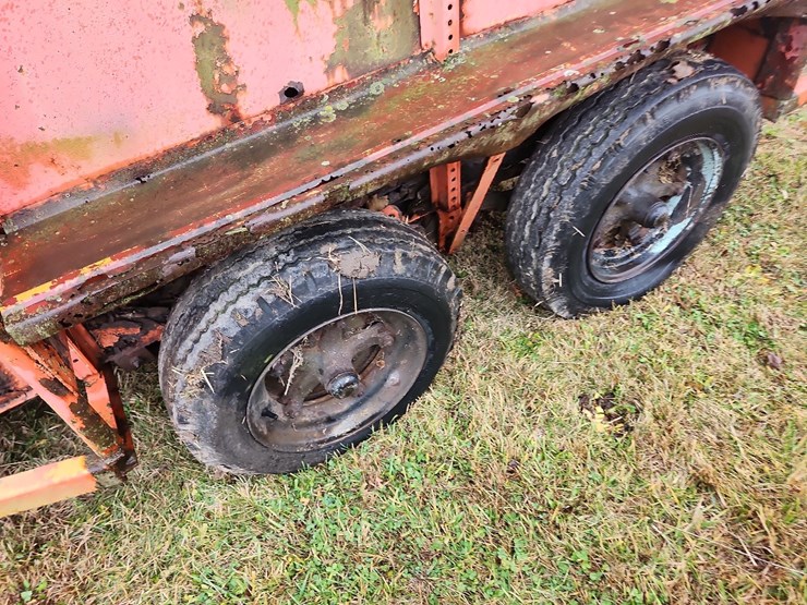 livestock-trailer,-tandem-image-2