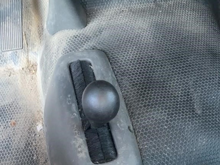 2006-chevrolet-silverado-1500-image-11