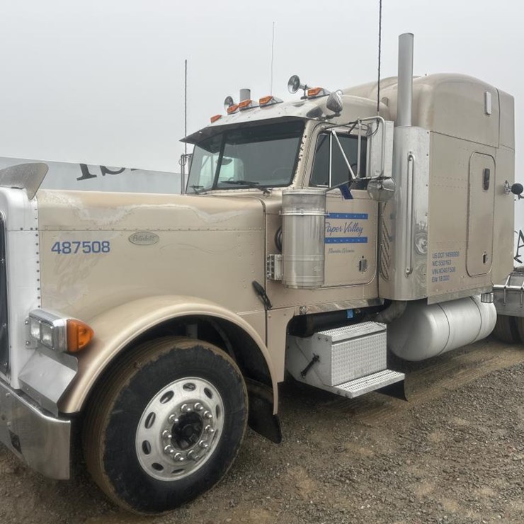 1999 PETERBILT 379