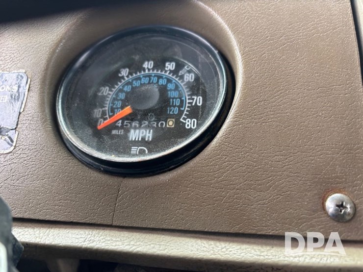 mack-r686st-image-68