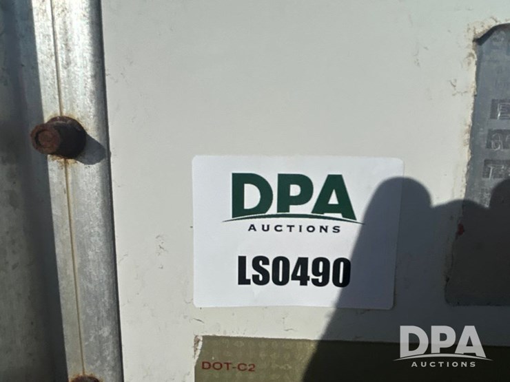 2011-merritt-tender-image-46