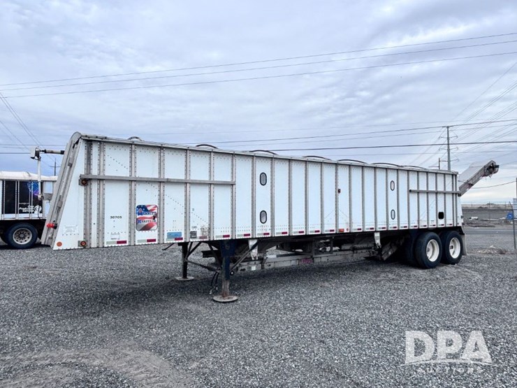 2013-merritt-hopper-image-1