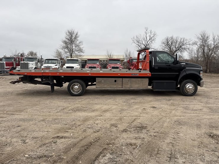 2007-ford-f650-image-6