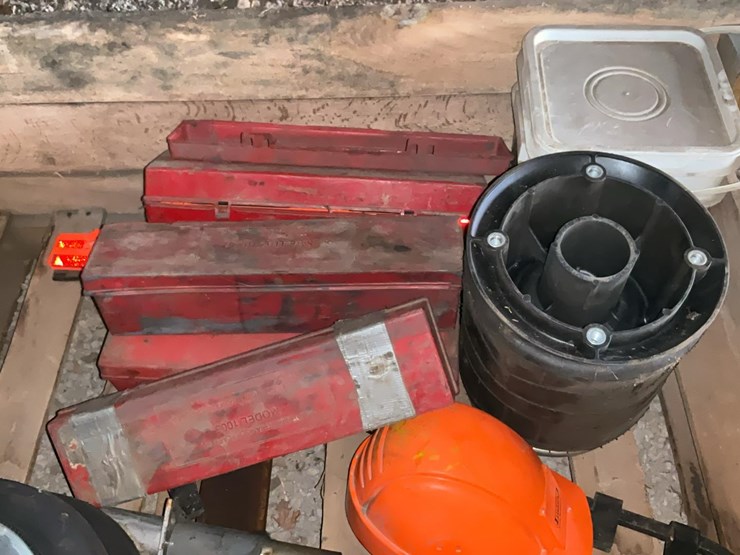 #554-•-trucker-safety-supplies-and-tools-image-10