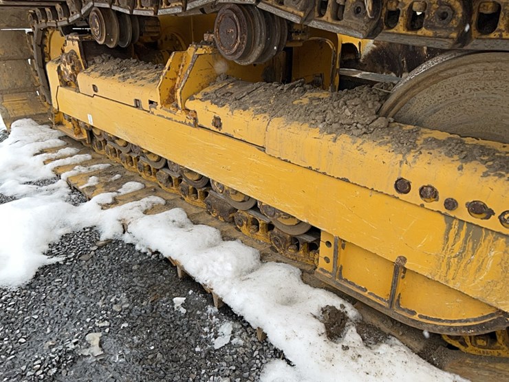 2023-deere-700l-image-11