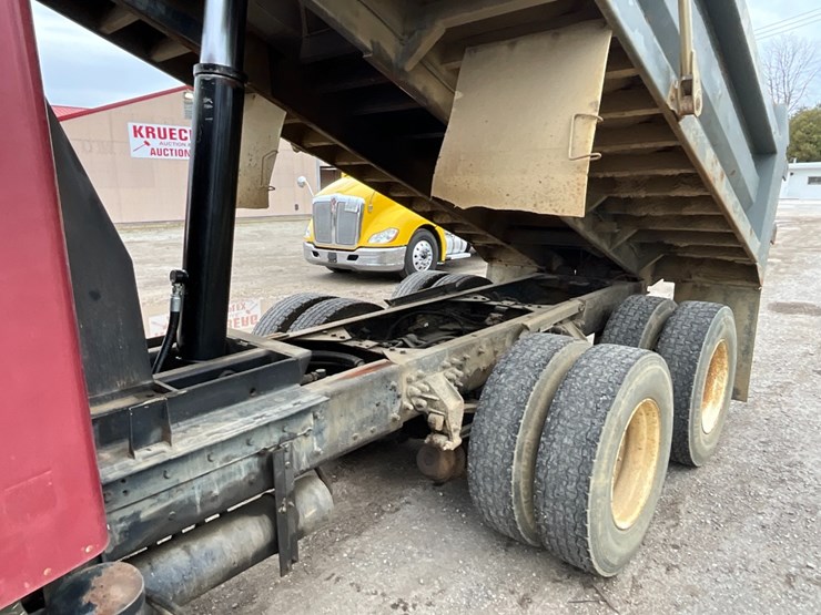 kenworth-t300-image-3