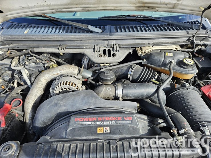 ford-f350-xlt-image-21