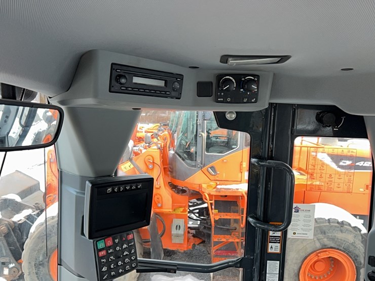 2019-deere-544l-image-17