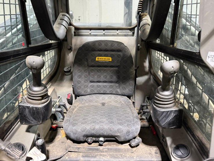 2024-new-holland-c337-image-22